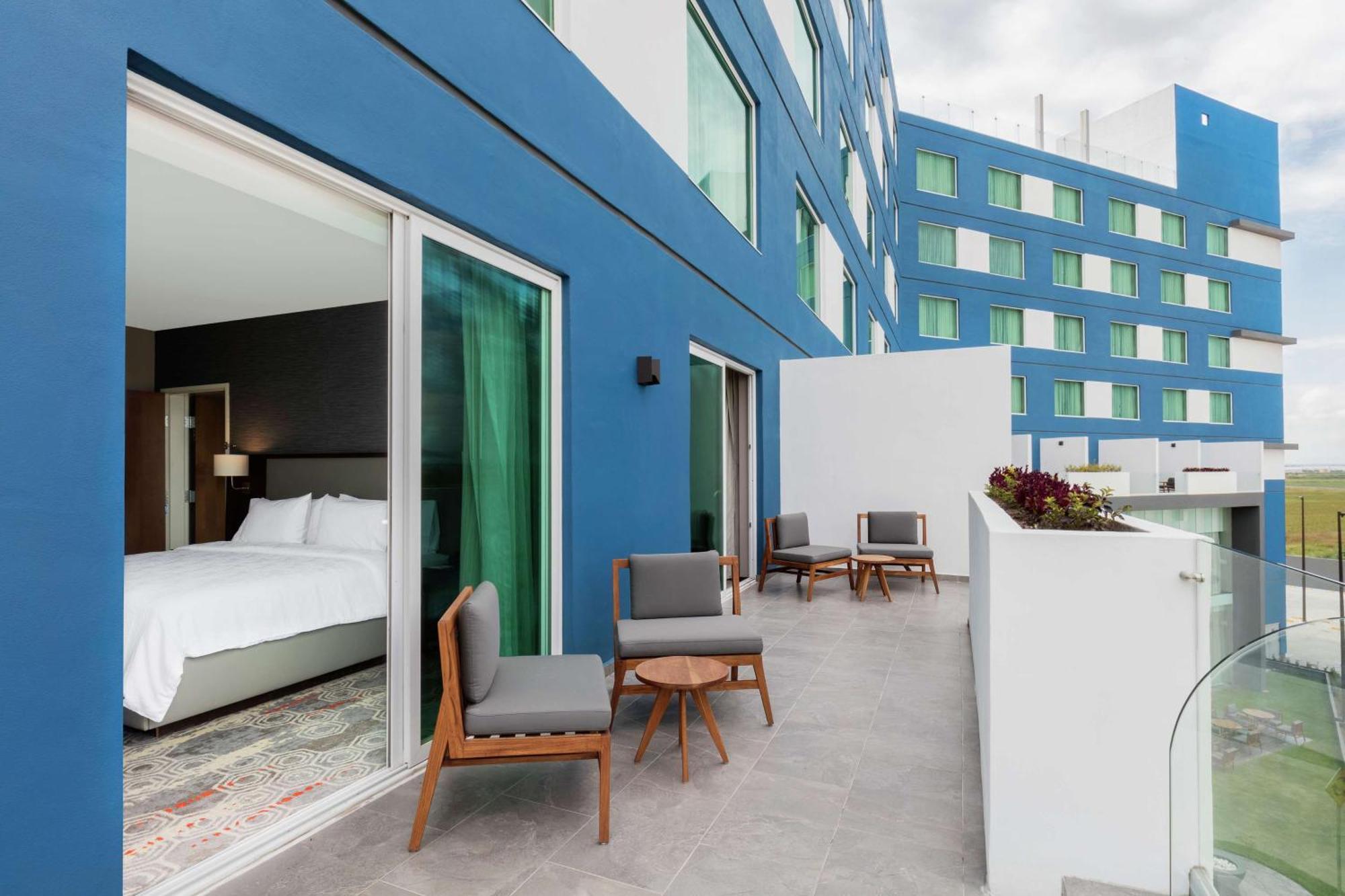 Hilton Garden Inn Саламанка Екстериор снимка