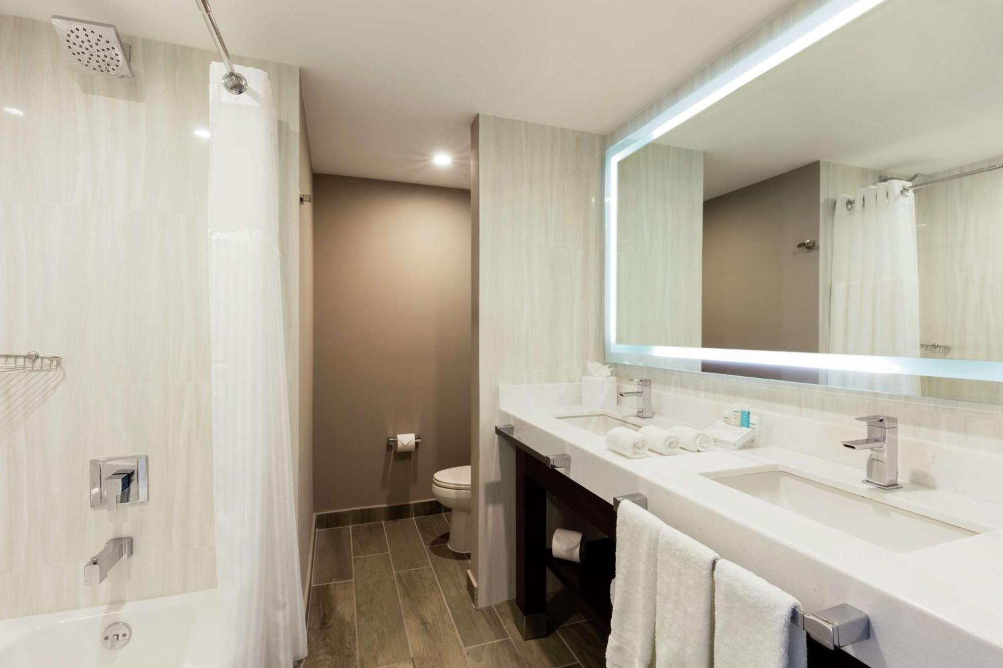 Hilton Garden Inn Саламанка Екстериор снимка