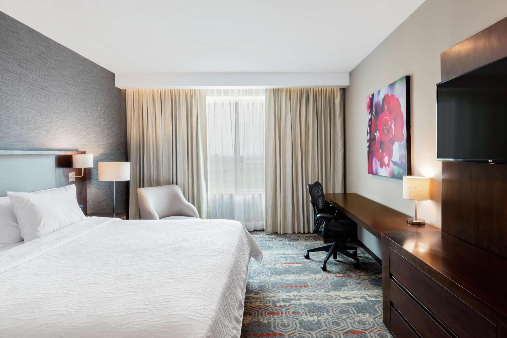 Hilton Garden Inn Саламанка Екстериор снимка
