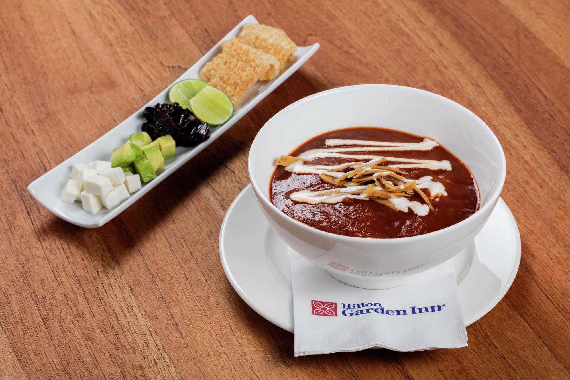 Hilton Garden Inn Саламанка Екстериор снимка